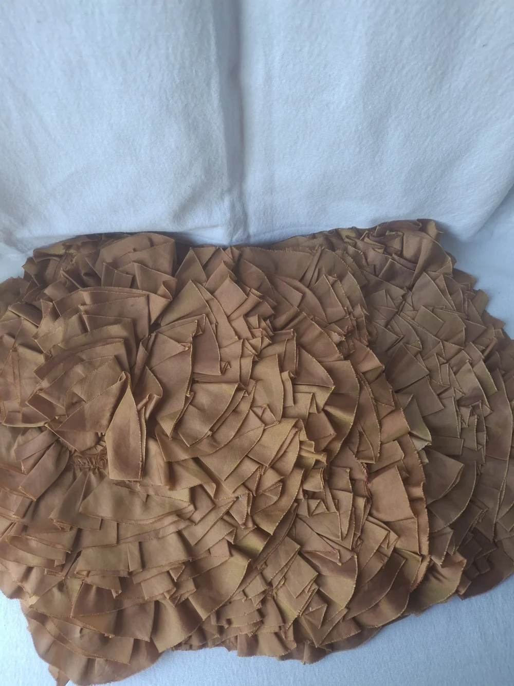 Pier 1 Gold Irridescent Satin Ruffled Accent Pillow Covers 3 Pc Set.